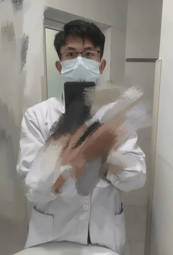 卫健部门回应湖南湘雅二院坠亡实习医生所涉举报材料：联合调查组调查中